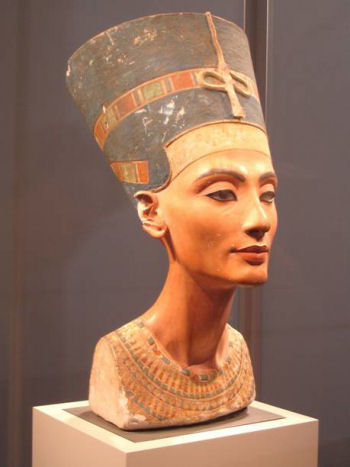 Neferetiti_1340_g_prije_nase_Ere