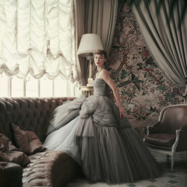 d05-dior-glamour-mark-shaw5